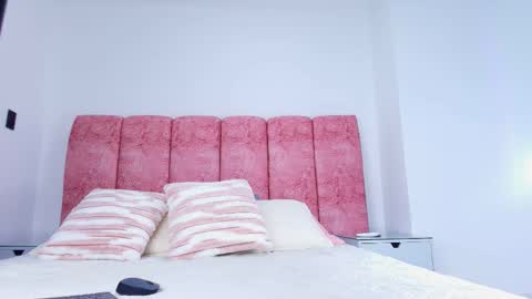 Emma online show from 11/27/25, 03:08