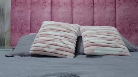 Emma online show from 03/30/26, 03:07