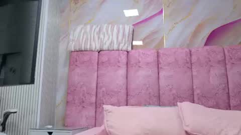 Emma online show from 07/10/26, 03:11