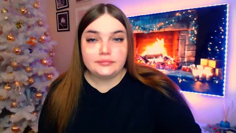 Snapshot of emma_dorn chatting on 12/23/24, 12:08 Eva online show from 12/23/24, 12:08