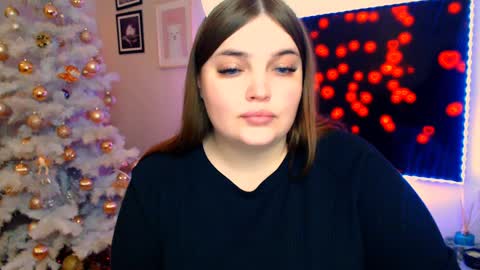 Snapshot of emma_dorn chatting on 12/23/24, 03:12 Eva online show from 12/23/24, 03:12