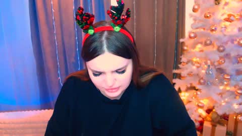 Snapshot of emma_dorn chatting on 12/26/24, 08:39 Eva online show from 12/26/24, 08:39