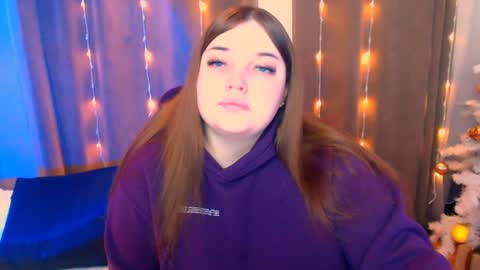 Snapshot of emma_dorn chatting on 12/30/24, 08:32 Eva online show from 12/30/24, 08:32