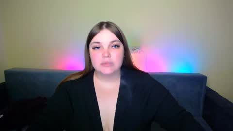Snapshot of emma_dorn chatting on 02/07/25, 05:18 Eva online show from 02/07/25, 05:18