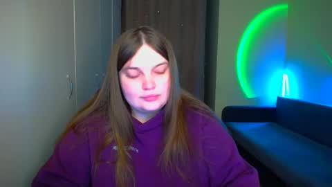 Snapshot of emma_dorn chatting on 10/21/25, 05:19 Eva online show from 10/21/25, 05:19