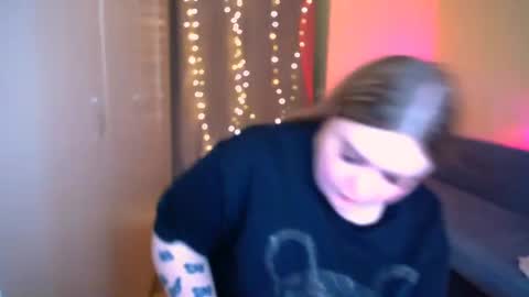 Eva online show from 06/30/26, 11:22