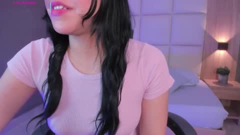 E M M A online show from 01/10/26, 02:35