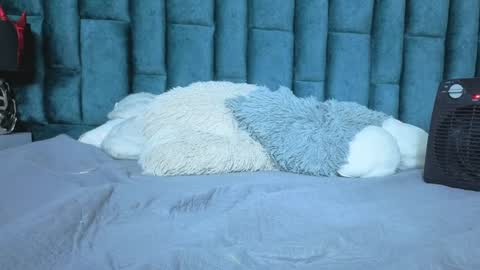 Emma online show from 03/30/26, 09:27