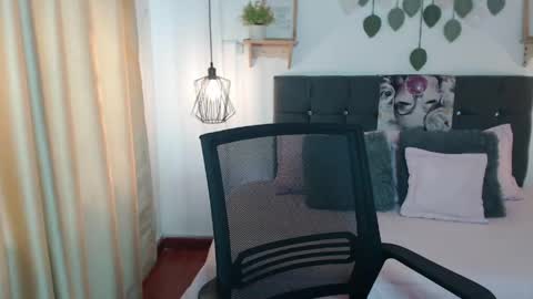 Tell me Emma online show from 04/09/26, 02:11