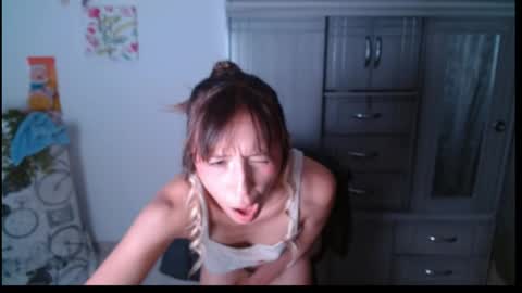Emma jan  online show from 05/19/26, 05:36