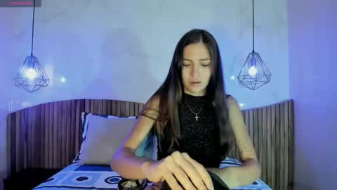 emma_jhoons online show from 09/25/25, 11:03
