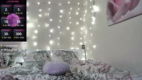 emma_just online show from 10/30/25, 07:14