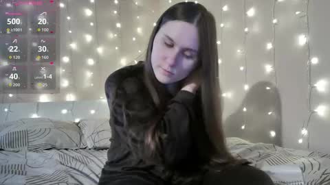 emma_just online show from 02/15/26, 09:52