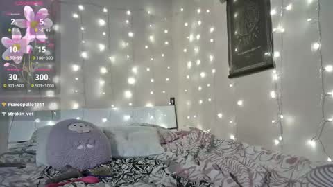 emma_just online show from 03/17/26, 08:45