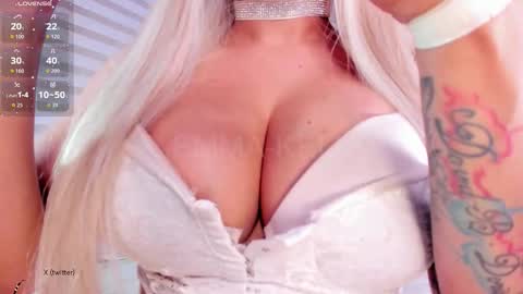 Emma online show from 10/14/25, 02:23