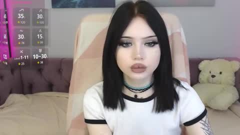 emma_kirks online show from 11/27/25, 10:28