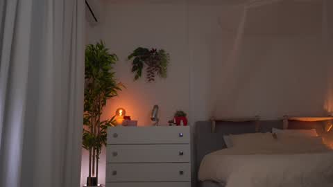    online show from 12/06/24, 09:02