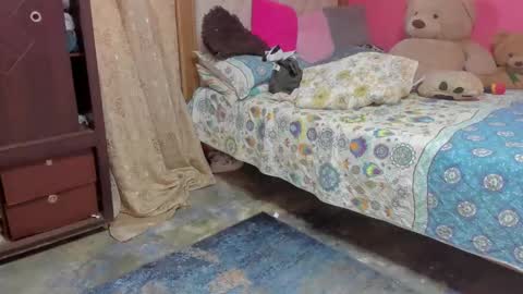 whises lits        online show from 02/24/25, 12:48