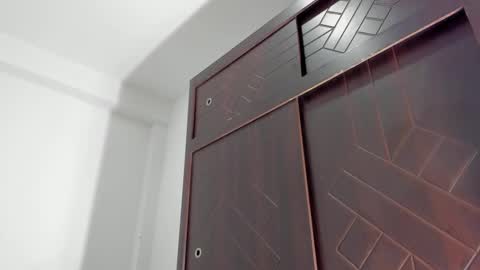 whises lits        online show from 10/19/25, 07:58