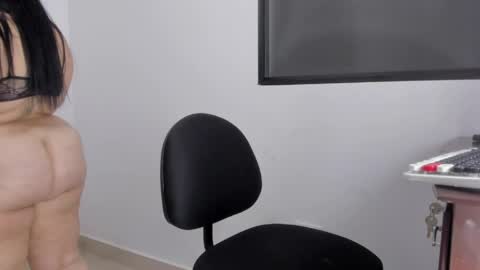 Snapshot of emma_lean chatting on 05/15/26, 11:34 whises lits online show from 05/15/26, 11:34