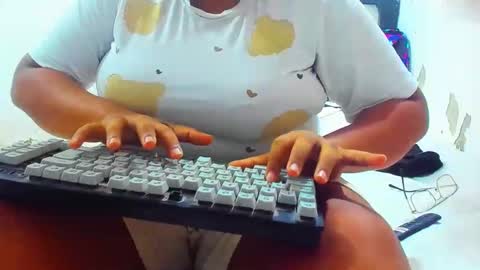 emma_lein online show from 05/24/26, 01:54