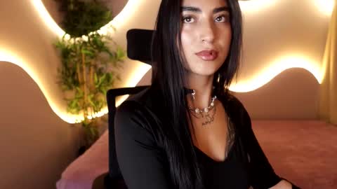 Emma online show from 03/30/26, 08:43