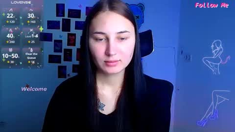 Emma online show from 12/01/25, 12:21