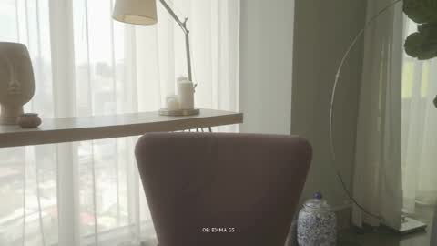 emma_lu1 online show from 04/09/26, 04:12