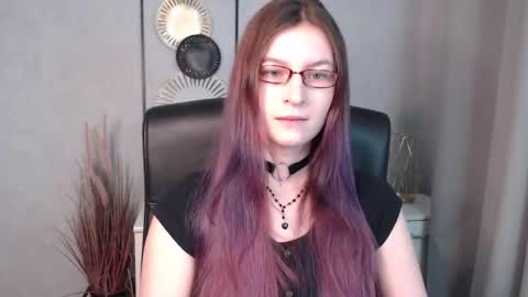 emma online show from 12/10/24, 06:33