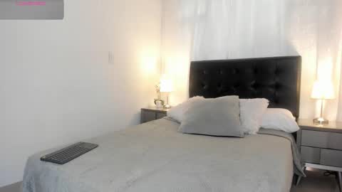 Im Emma online show from 11/27/25, 07:16