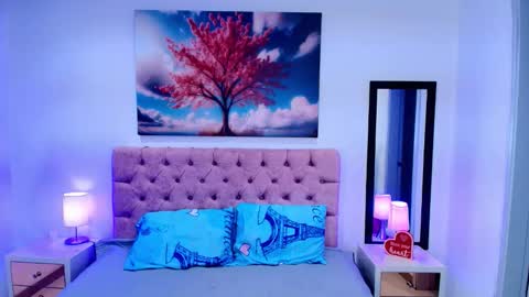 Emma Monserratt online show from 01/08/26, 07:54