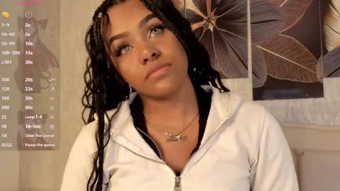 Snapshot of emma_morgann chatting on 02/07/25, 11:12 Emma Morgann online show from 02/07/25, 11:12