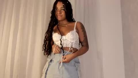 Snapshot of emma_morgann chatting on 02/10/25, 11:15 Emma Morgann online show from 02/10/25, 11:15