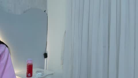 Emma Morgann online show from 12/16/25, 11:15