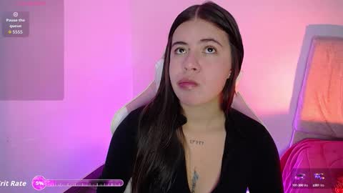 Snapshot of emma_naa chatting on 10/22/25, 03:40 Emma online show from 10/22/25, 03:40