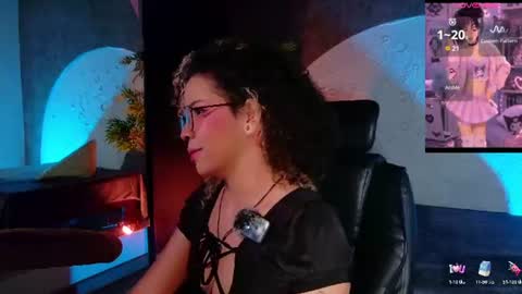 Snapshot of emma_nakamura chatting on 06/24/26, 10:25 online show from 06/24/26, 10:25