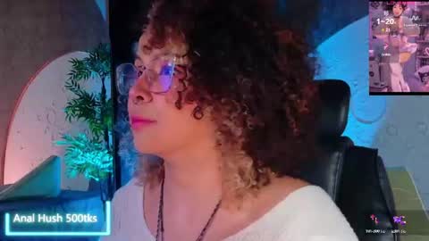 Snapshot of emma_nakamura chatting on 07/06/26, 03:58 online show from 07/06/26, 03:58