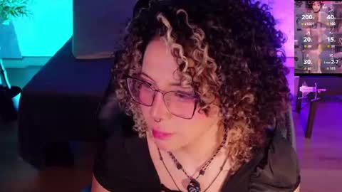 Snapshot of emma_nakamura chatting on 07/21/26, 10:17 online show from 07/21/26, 10:17