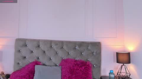 Snapshot of emma_payton chatting on 01/20/25, 11:35 Emma online show from 01/20/25, 11:35