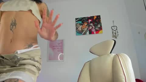 Emma online show from 02/06/26, 02:09