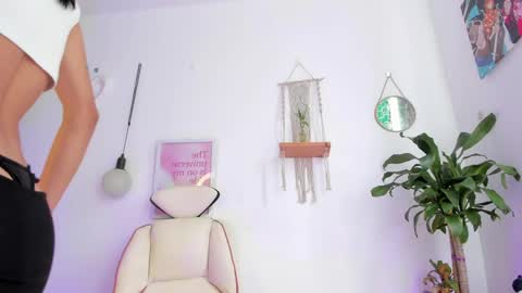 Emma online show from 04/09/26, 03:28