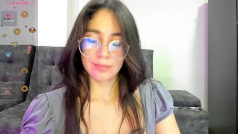 Snapshot of emma_sandovaal chatting on 02/25/25, 08:14 Emma online show from 02/25/25, 08:14
