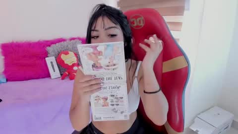 Snapshot of emma_soffia chatting on 06/04/26, 06:58 EMMA online show from 06/04/26, 06:58
