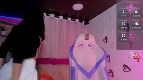 EMMA  online show from 03/09/25, 11:03