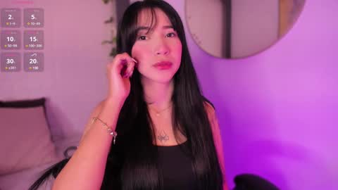 emma_woods__ online show from 01/07/25, 11:48