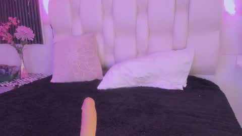 emmaa00_ online show from 03/13/26, 05:41