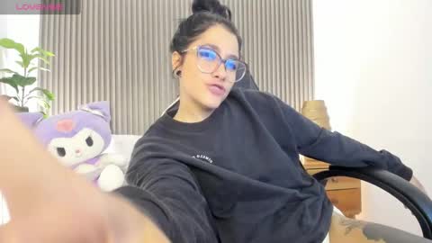 E M M A A online show from 02/12/25, 03:27