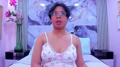 Emma  online show from 10/18/25, 02:58