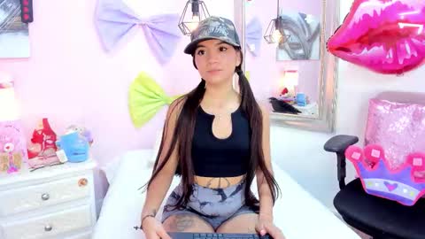 Emma  online show from 03/03/26, 08:15