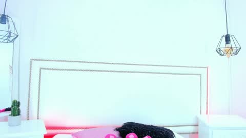 Emma  online show from 04/08/26, 07:25